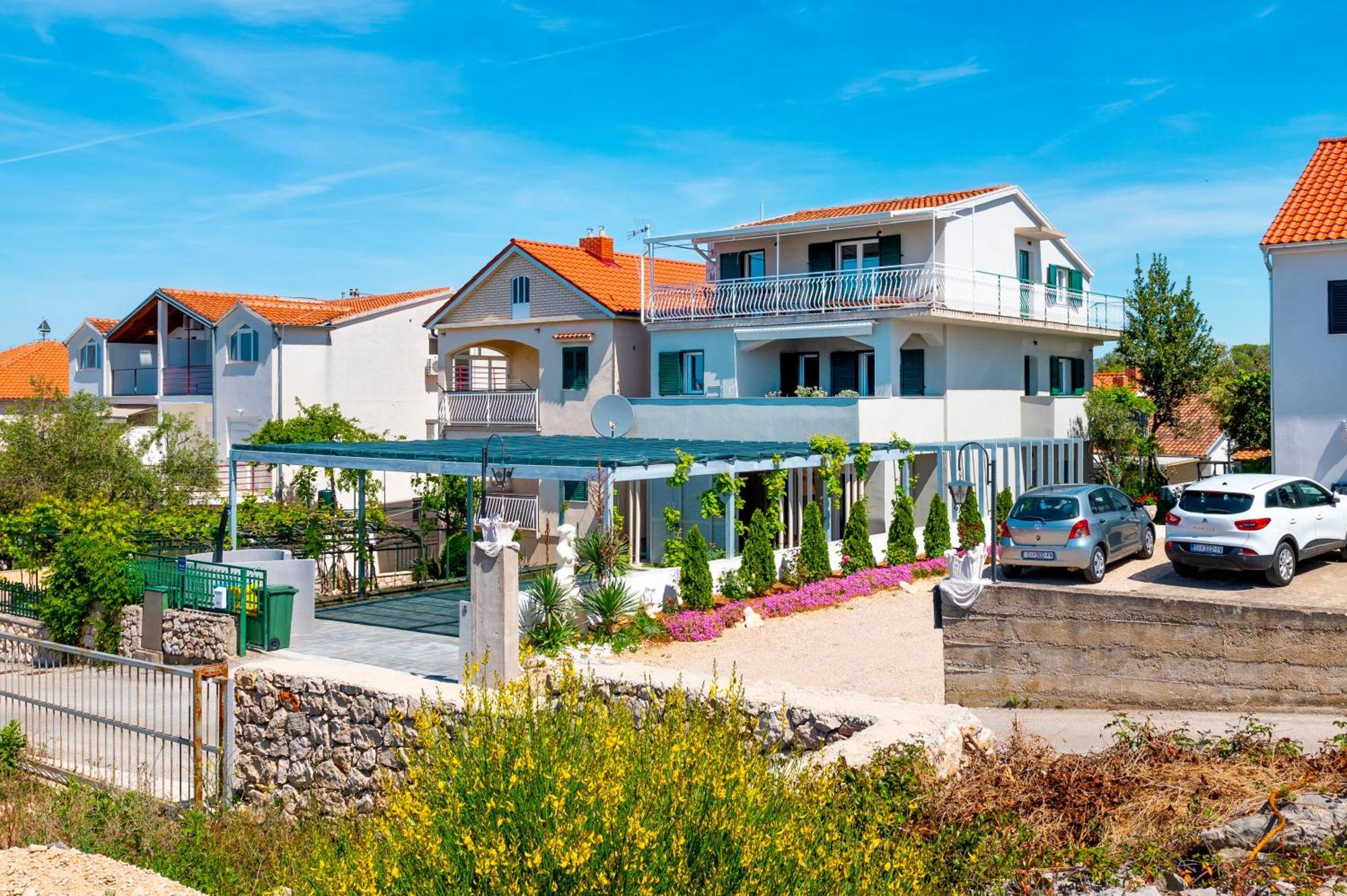 Ojra New Apartment With Seaview Sibenik Exterior photo