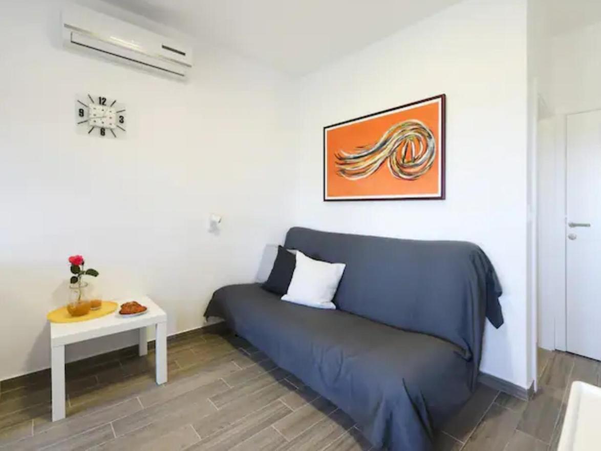 Ojra New Apartment With Seaview Sibenik Room photo